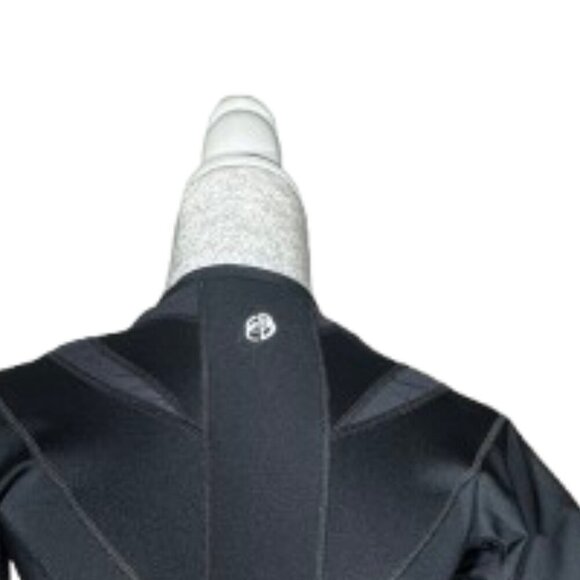 Postural Fitness by Alignmed Women's Black V-Neck Short Sleeve Top Size Medium - Picture 6 of 7